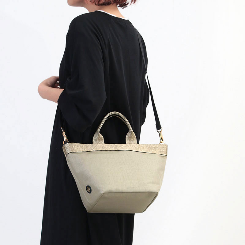 ナイロンバッグ