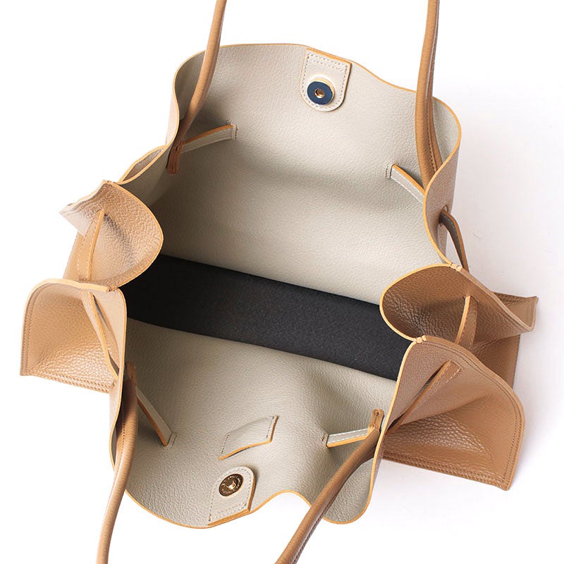 カプチーノ内装画像