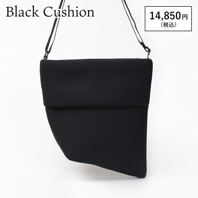ブラッククッション