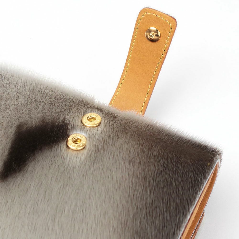 美品　アイソラ　二つ折り財布　アザラシ　ジャバラ　アコーディオンタイプ isola 財布 ジャバラ小 CAPRI アザラシ 2208 アイソラ | jolisac