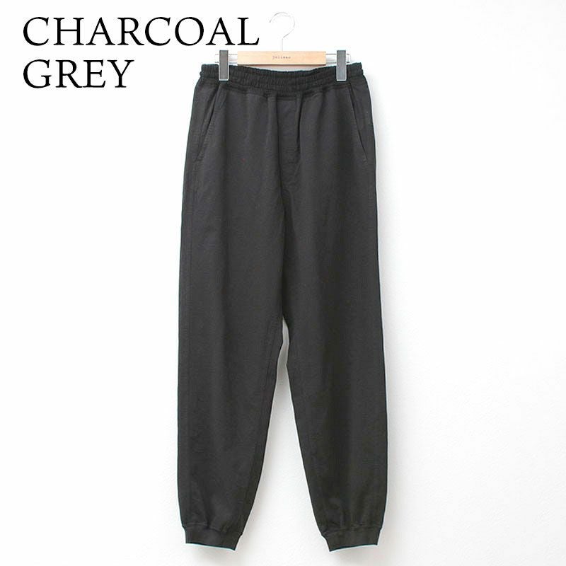 チャコールグレーの商品画像