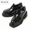 ブラック
