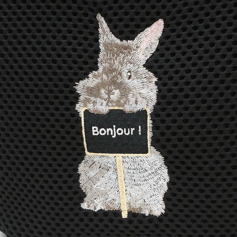 刺繍ディテール