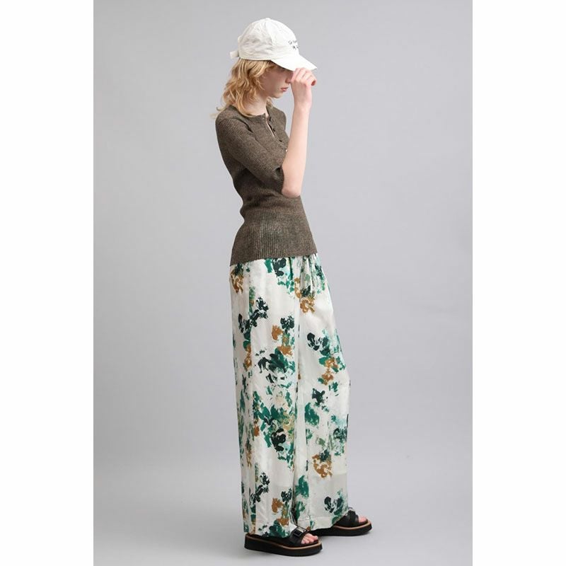 公式コーディネート例