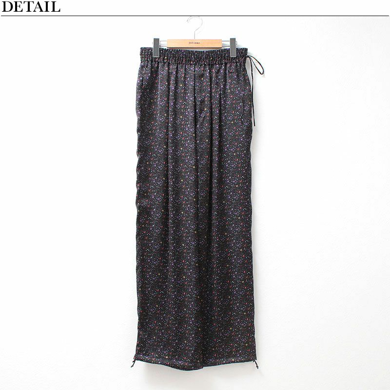 プリントパンツの正面画像