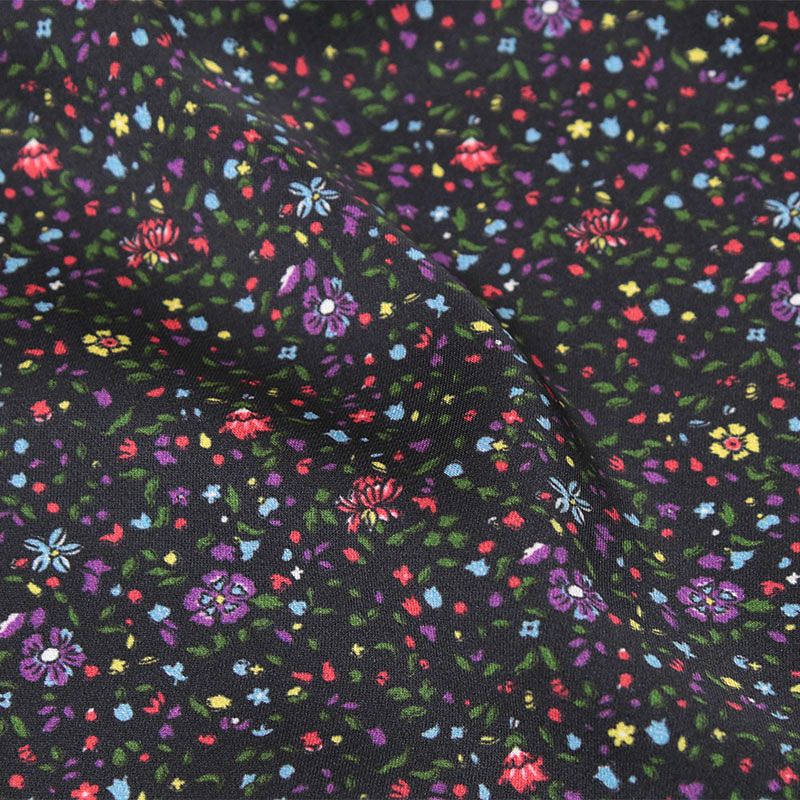 小花柄ネイビーの柄拡大画像