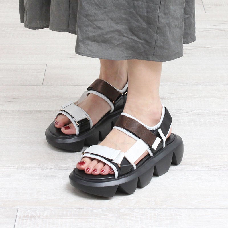 ブラウンコンビ履き画イメージ